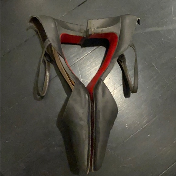 Christian louboutin dark grey heels - Picture 3 of 6